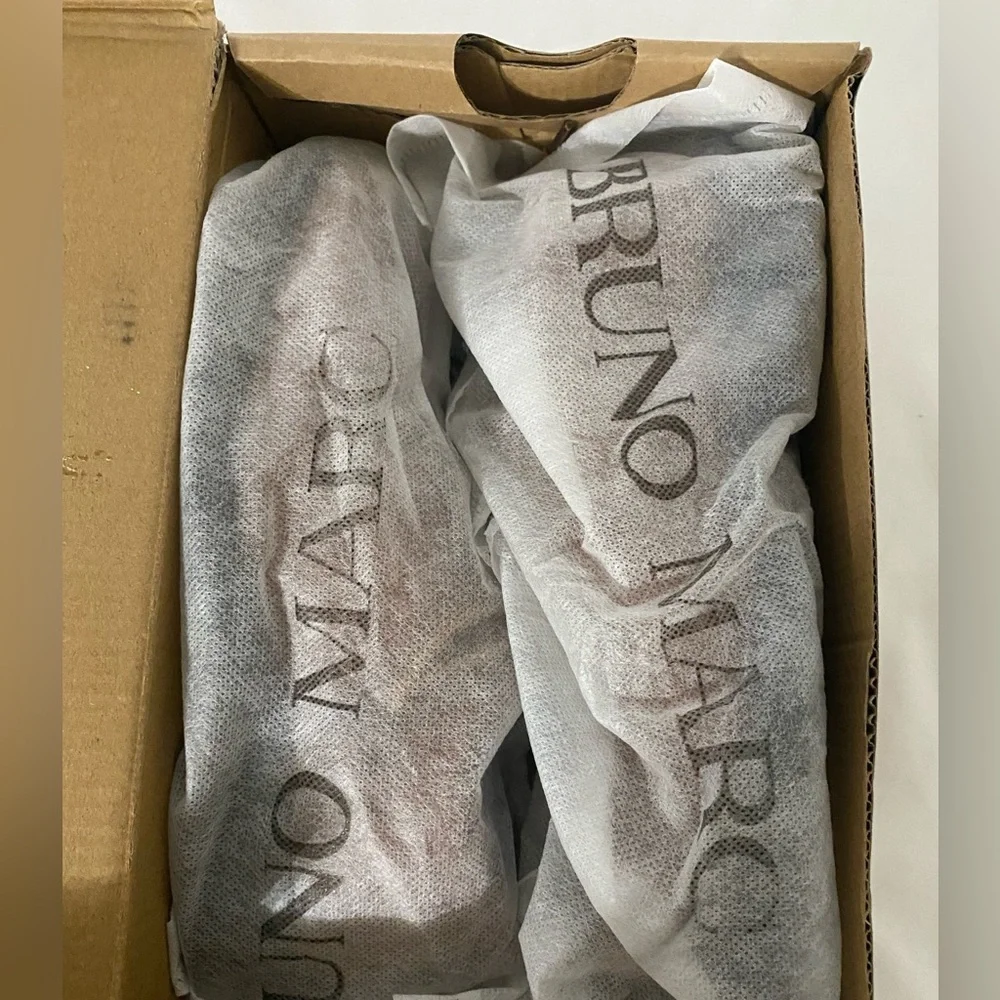 Bruno Marc Boy's Classic Oxfords Dress Shoes
Size 3 
SBOX226K
Brown - Picture 10 of 12